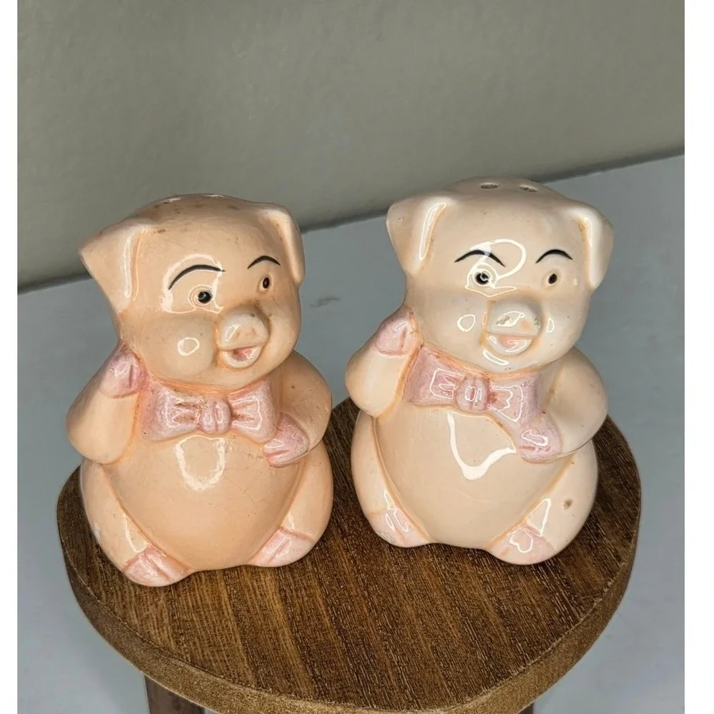 Ceramic Pink Fat Pigs Salt And Pepper Shakers Set Farm‎ Animals